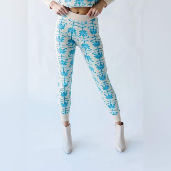 EUC Piper & Scoot The Gadot Patterned Jogger in Mid Century Mod Size Medium M - Picture 1 of 5